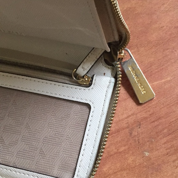 MICHAEL KORS - Picture 5 of 11